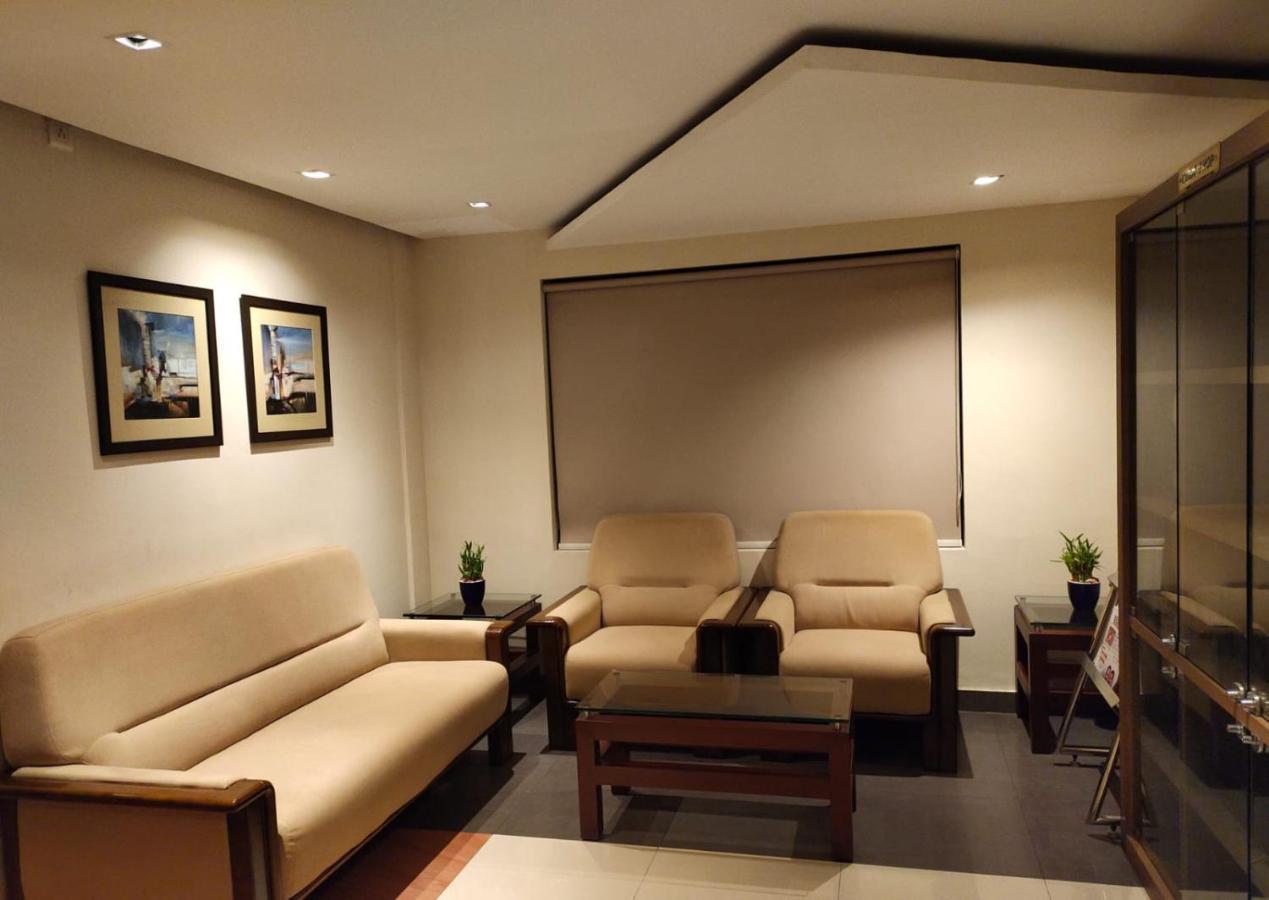 Hotel De Grand Kozhikode Εξωτερικό φωτογραφία
