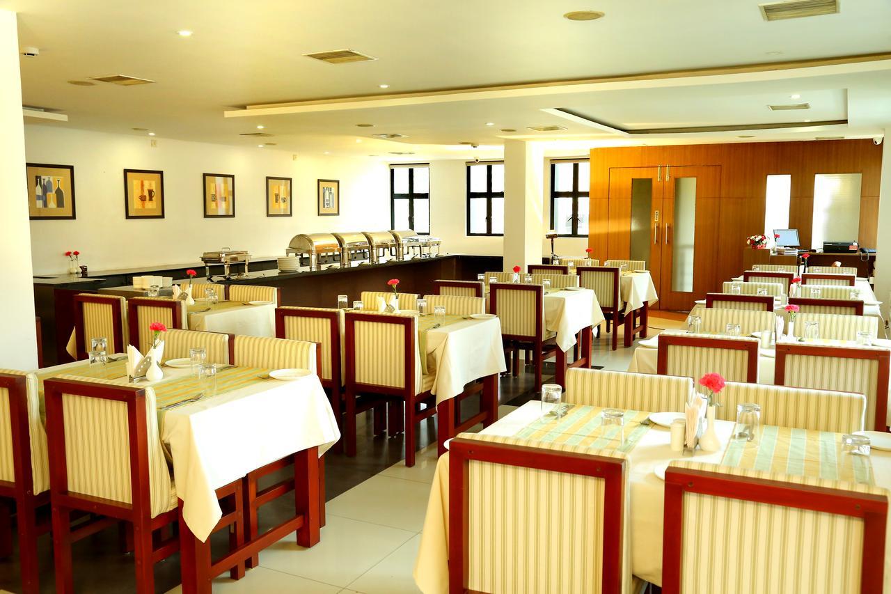 Hotel De Grand Kozhikode Εξωτερικό φωτογραφία