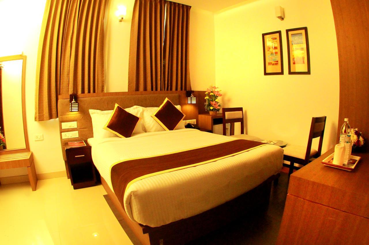 Hotel De Grand Kozhikode Εξωτερικό φωτογραφία